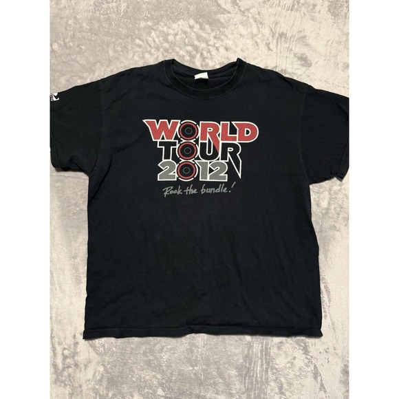 FOTL Other - FOTL Black Graphic World Tour 2012 Rock The Bundle T-shirt Adult Size XL